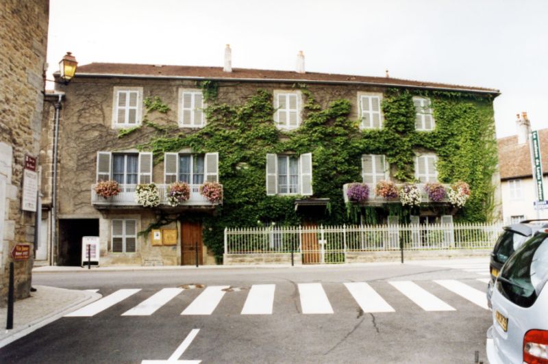 File:Wohnhaus und Labor von Louis Pasteur in Arbois.jpg