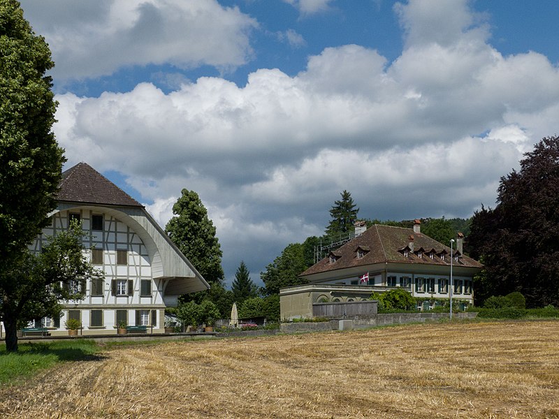 File:Schloss Habstetten 3.jpg