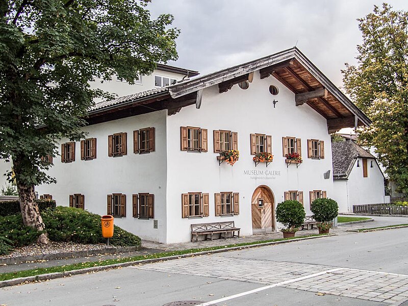 File:Heimatmuseum, St. Johann in Tirol.jpg