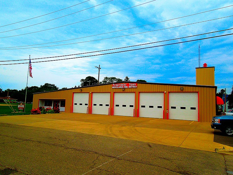 File:New Glarus Fire Station - panoramio.jpg