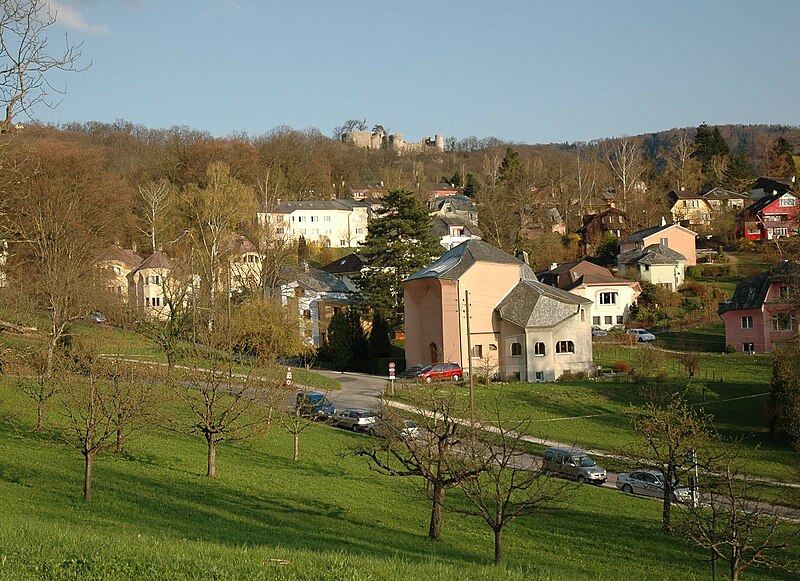 File:Slottsruinen Dorneck sett fra Goetheanum.jpg