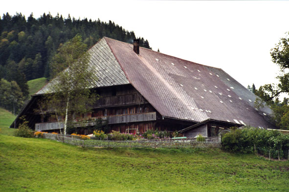 File:Trub Bauernhaus.jpg