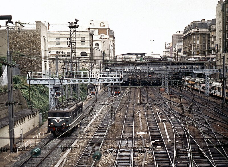 File:19940817a Gare de l'Est.jpg