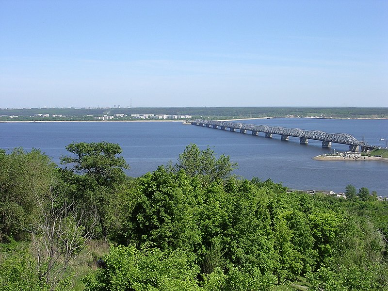 File:Volga Ulyanovsk-oliv.jpg