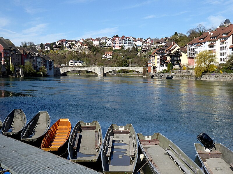 File:Laufenbrücke verbindet Laufenburg .jpg