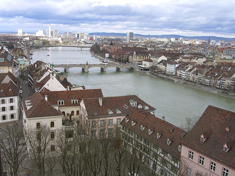 File:Basel-Muensterblick-2006-patpatpat3.jpg