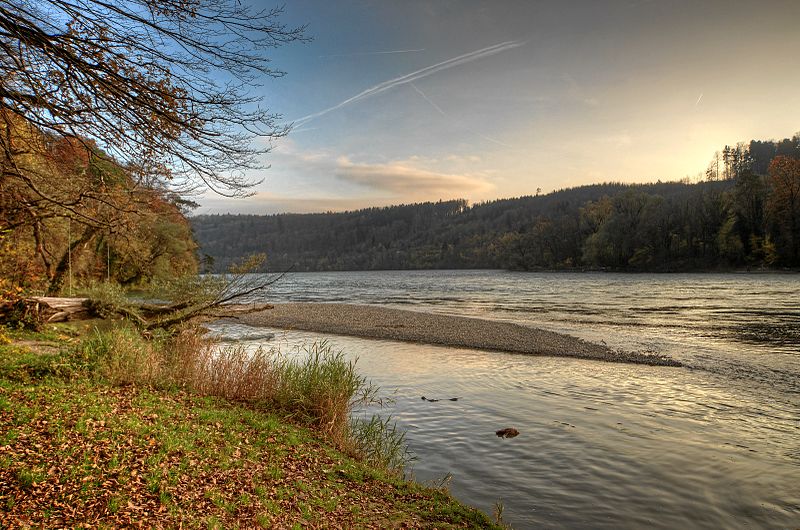 File:Koblenzer-laufen-rhein-blick-zurueck-b.jpg