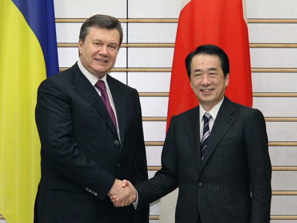 File:Naoto Kan and Viktor Yanukovych at the Japanese Kantei in 2011 (1).jpg