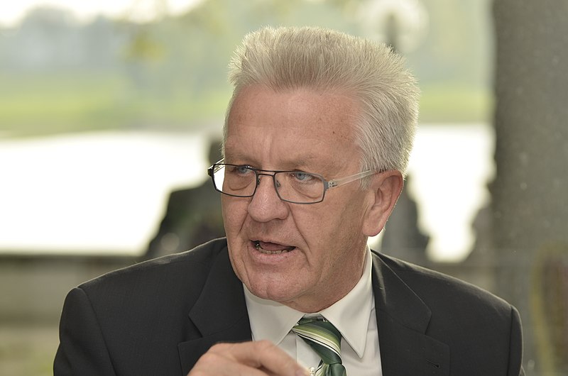 File:Im Gespräch Sylvia Löhrmann und Winfried Kretschmann (2).jpg