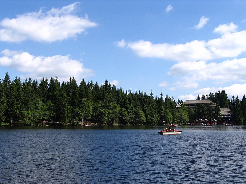 File:Mummelsee.jpg