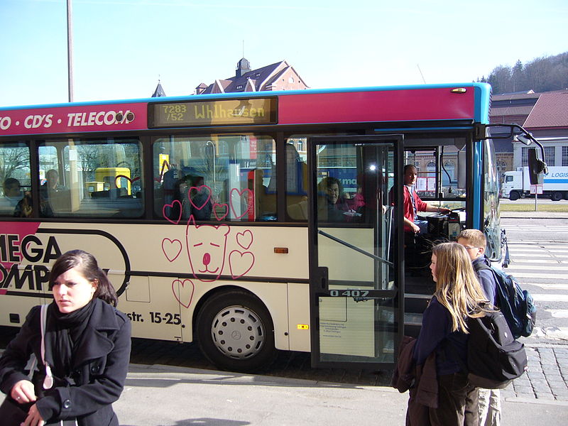 File:Bahnhof Tuttlingen 004.jpg