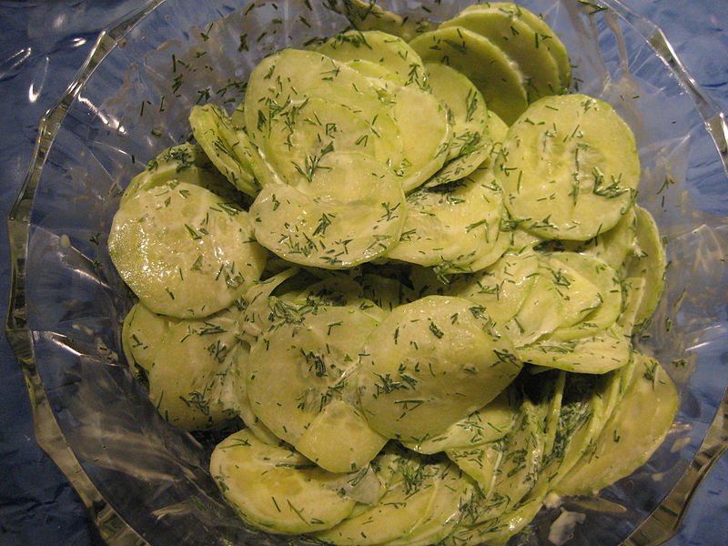 File:Schüssel mit Gurkensalat.jpg