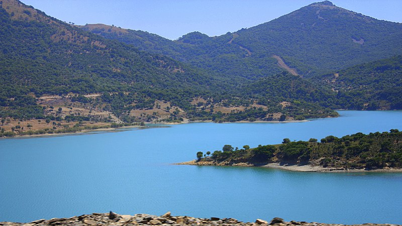 File:Gerçek renkler - panoramio.jpg