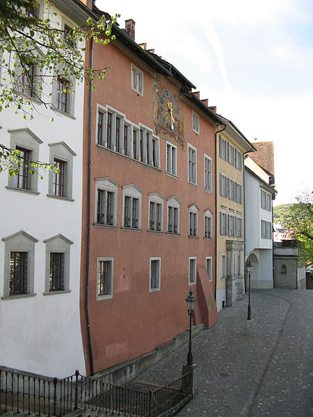 File:Baden Rathaus Rueckseite.jpg