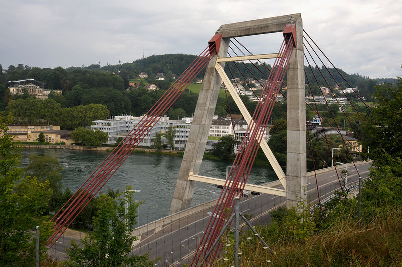 File:Rheinbruecke N4 03 10.jpg