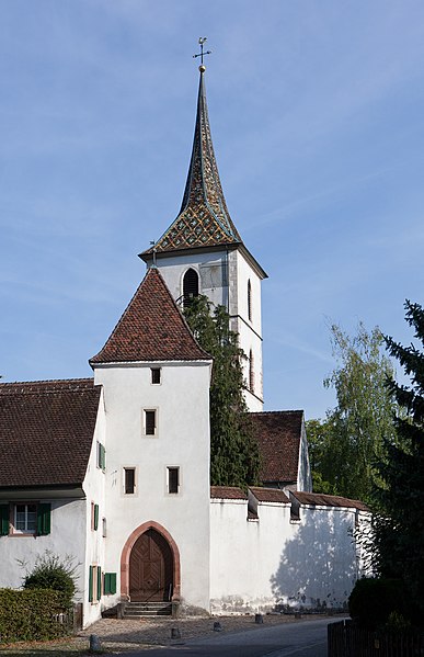 File:Muttenz-Kirche-Arbogast-2.jpg