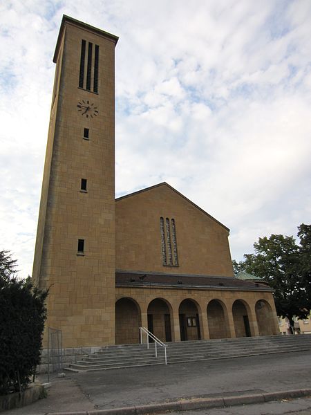 File:Eglise Moulins St Pierre.jpg