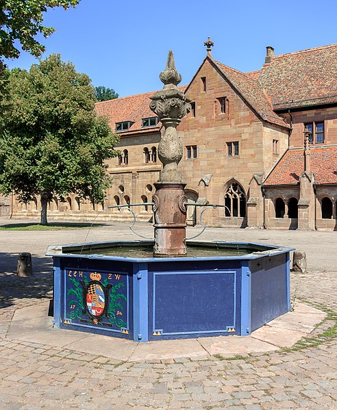 File:Monastery fountain - Maulbronn Monastery.jpg