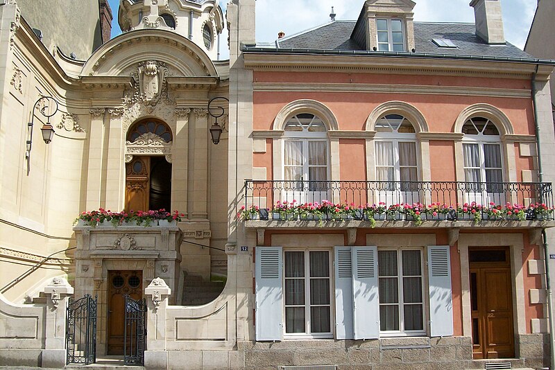 File:Maison natale de Sainte Thérèse, maison de Louis et Zélie Martin.jpg