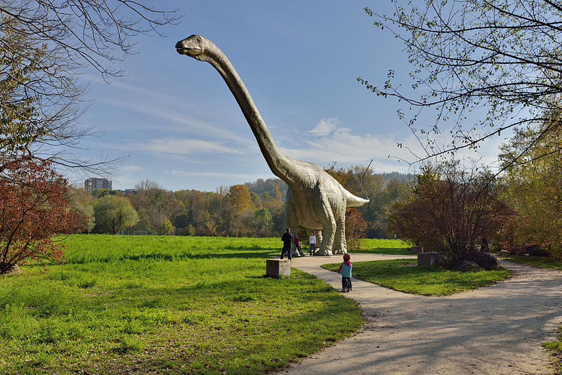 File:Münchenstein - Grün80-Park - Seismosaurus1.jpg