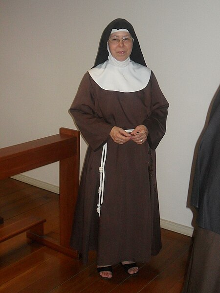 File:Poor Clares sister.jpg