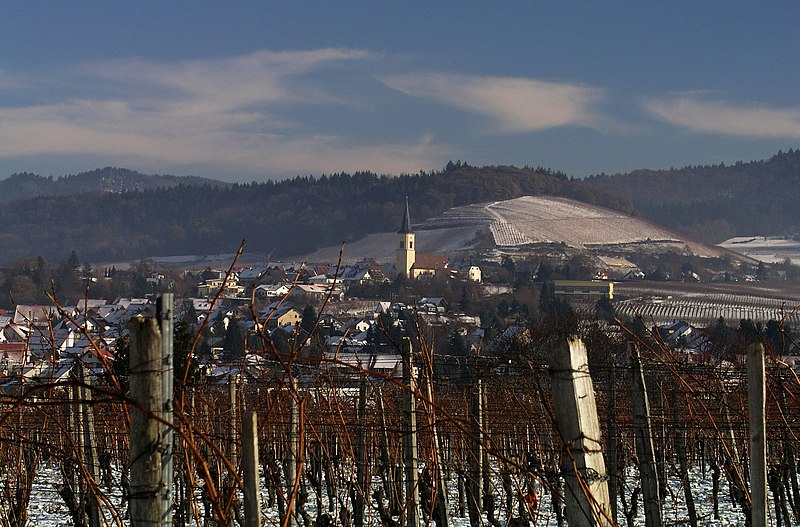 File:Ballrechten-Dottingen im Winter.jpg