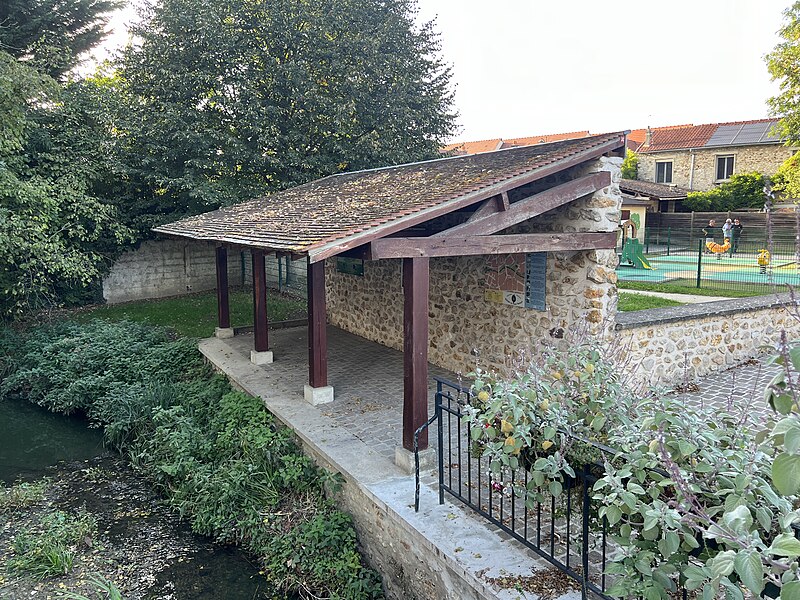 File:Lavoir Pontellois - Pontault-Combault (FR77) - 2023-09-30 - 2.jpg