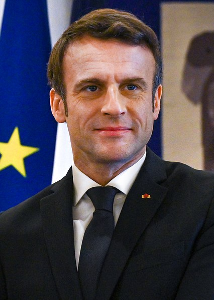 File:Emmanuel Macron 2022 (cropped 2).jpg