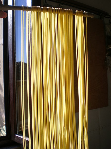 File:Spaghettoni.jpg