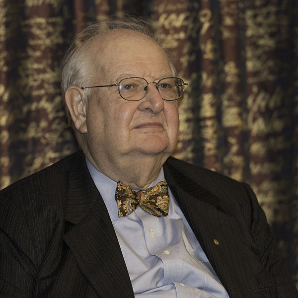 File:Angus Deaton 5161-2015.jpg