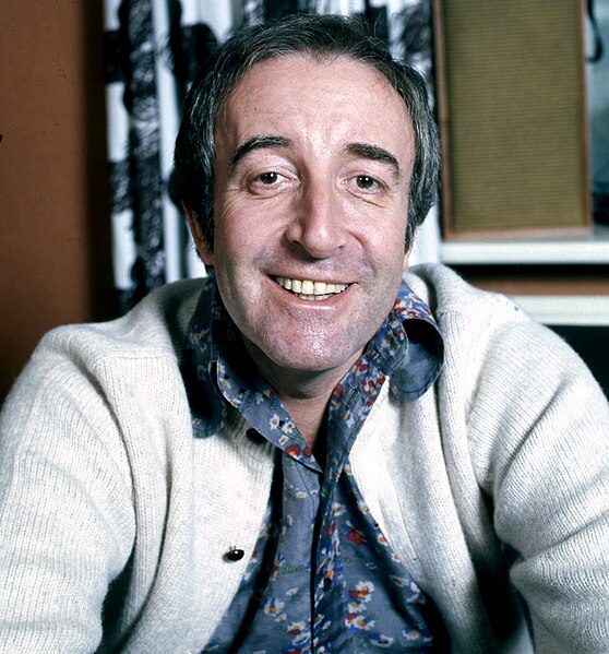 File:Peter Sellers Allan Warren.jpg