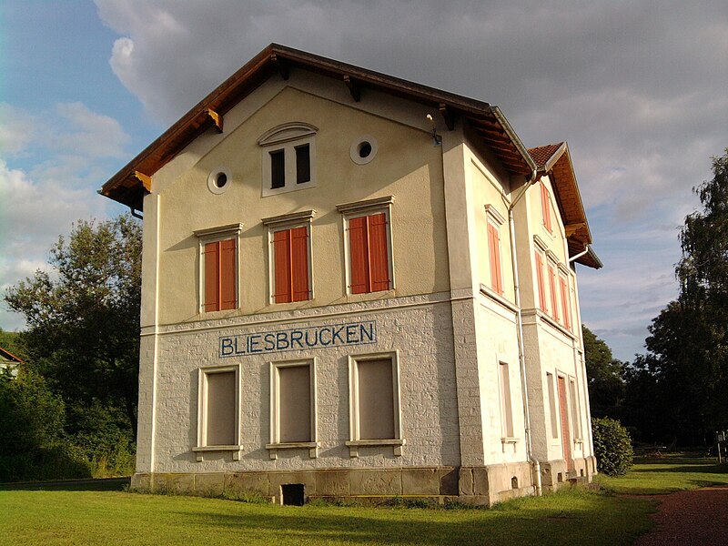 File:Ancienne Gare de Bliesbruck 57.jpg