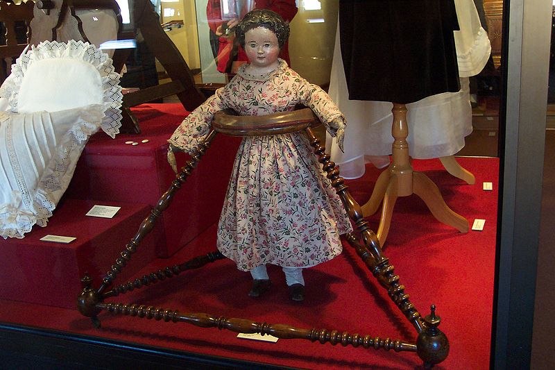 File:Baby walker in Musée Alsacien.jpg