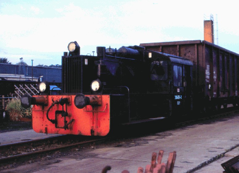 File:German light diesel locomotive Class 100.jpg