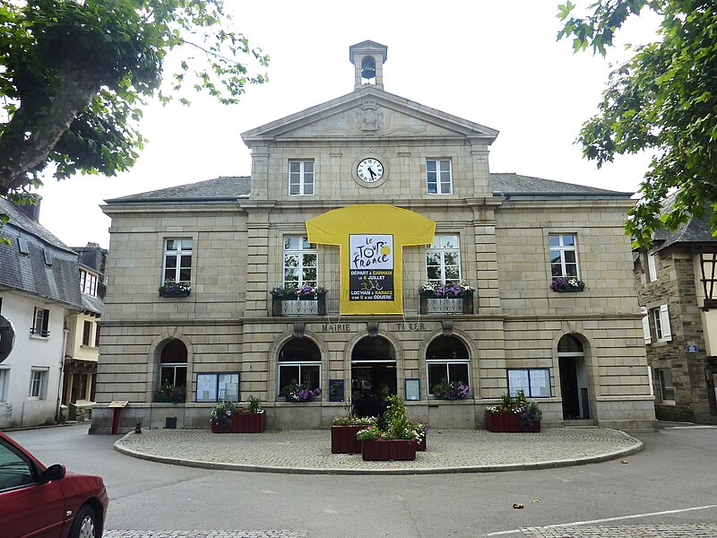 File:Carhaix 20 Mairie.jpg