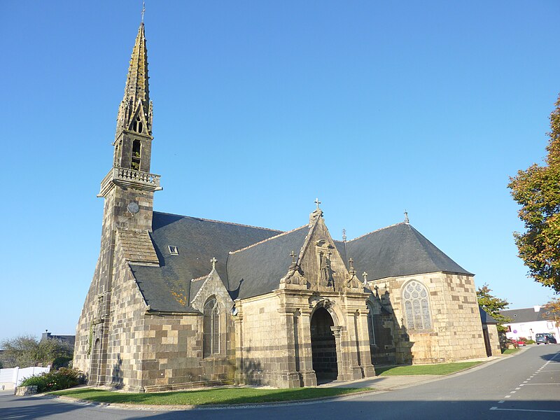 File:Rosnoën 08 L'église paroissiale.jpg