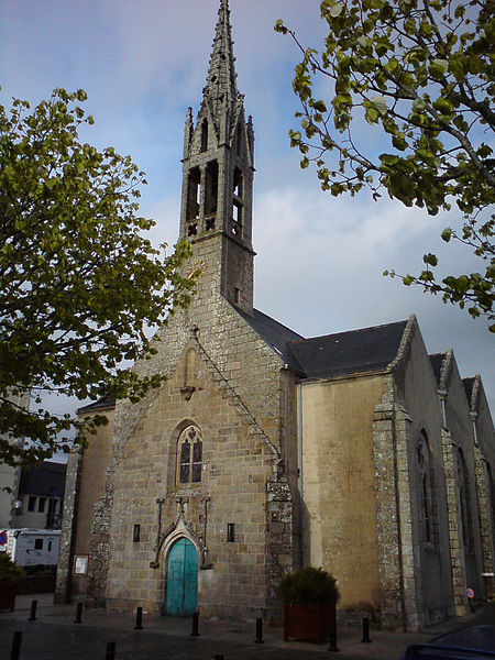 File:Eglise du port - Bénodet.jpg