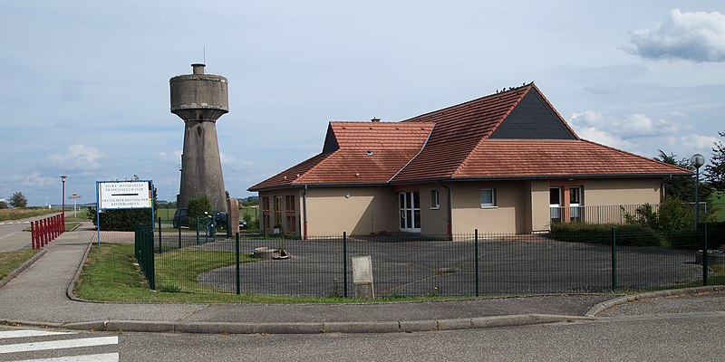 File:Liederschiedt École maternelle.jpg