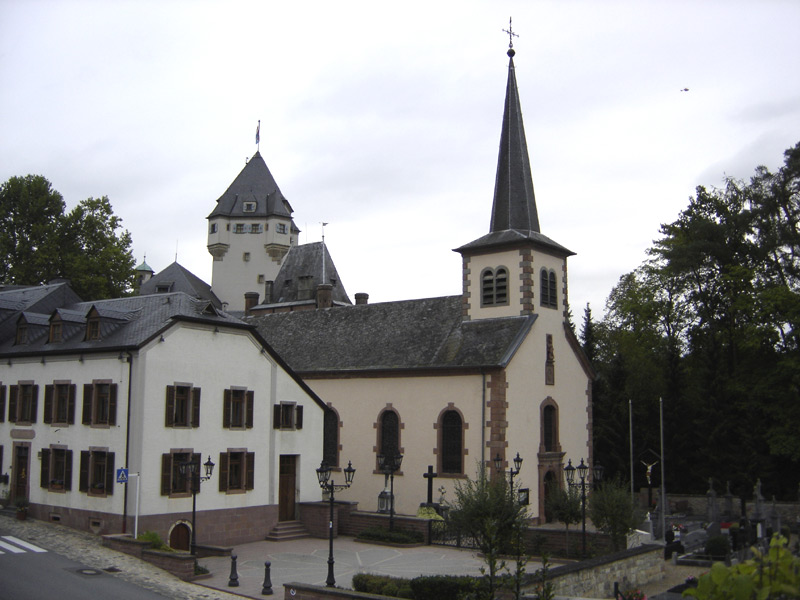 File:Colmar-Berg church.jpg