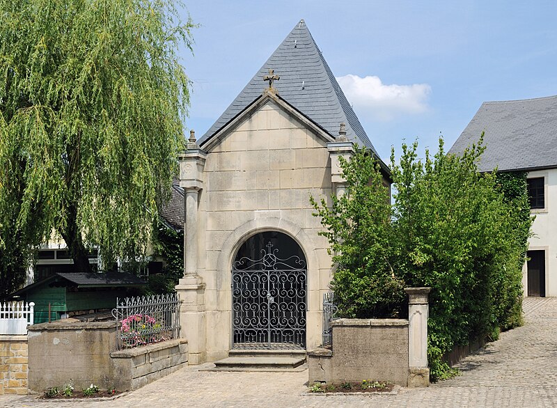 File:Kehlen Chapel rue d'Olm 02.jpg