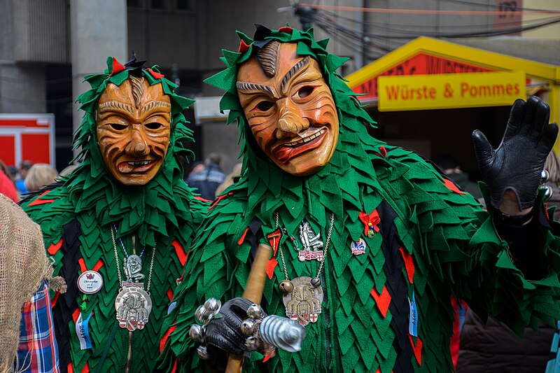 File:Fasnet Freiburg (32348986634).jpg