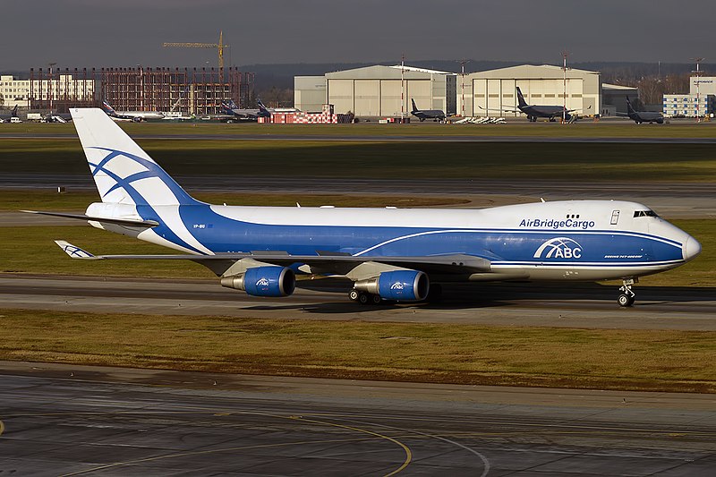 File:AirBridgeCargo, VP-BIG, Boeing 747-46NF ER (28454979835) (2).jpg