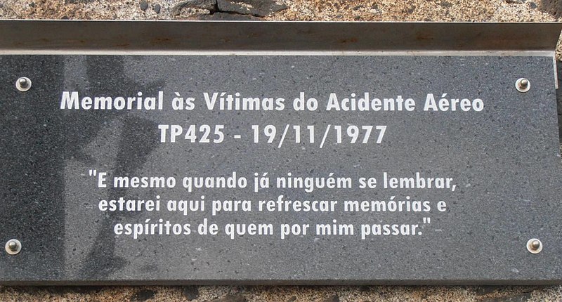 File:Memorial TP425.jpg