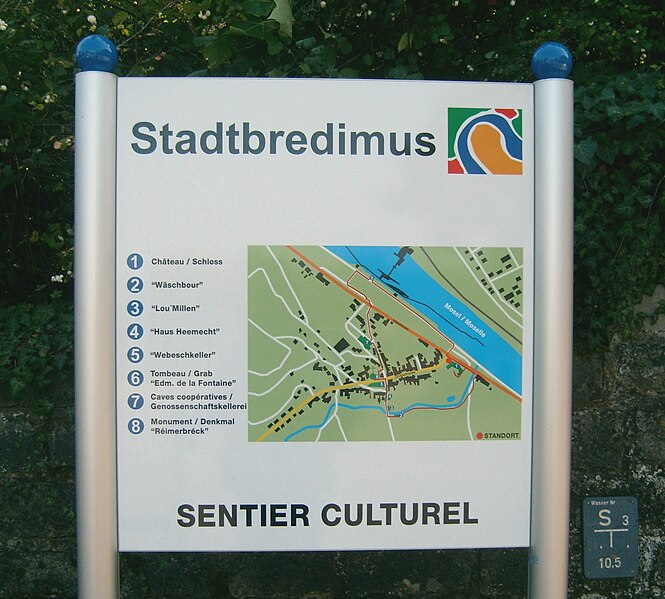 File:Sentier culturel Stadtbredimus Luxembourg.jpg