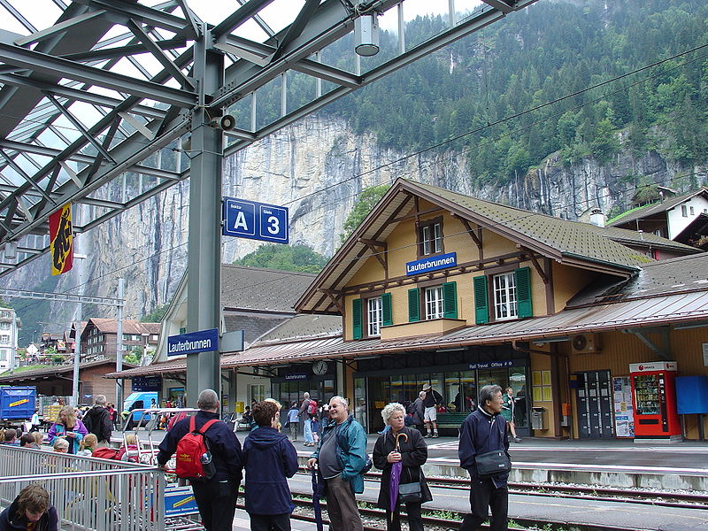 File:Image-WAB&BOB Lauterbrunnen Station.jpg