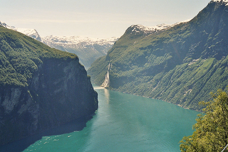 File:Geirangerfjorden.jpg