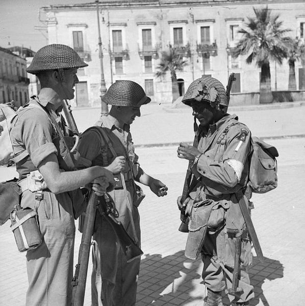 File:The British Army in Sicily 1943 NA4614.jpg