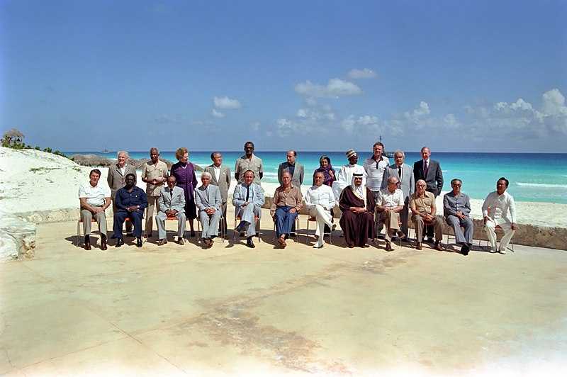 File:Heads of State Cancun Summit 1981.jpg