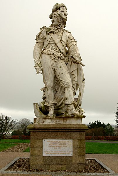 File:Tourville statue.jpg