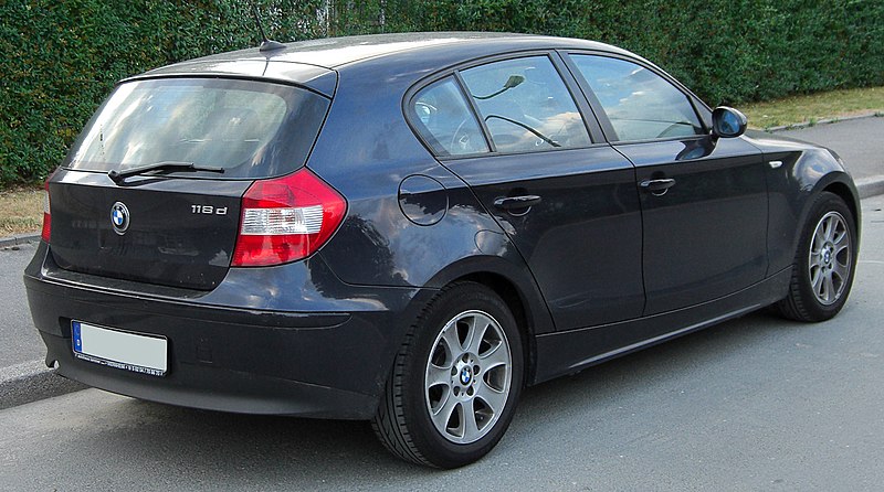 File:BMW 118d (E87) rear 20100706.jpg